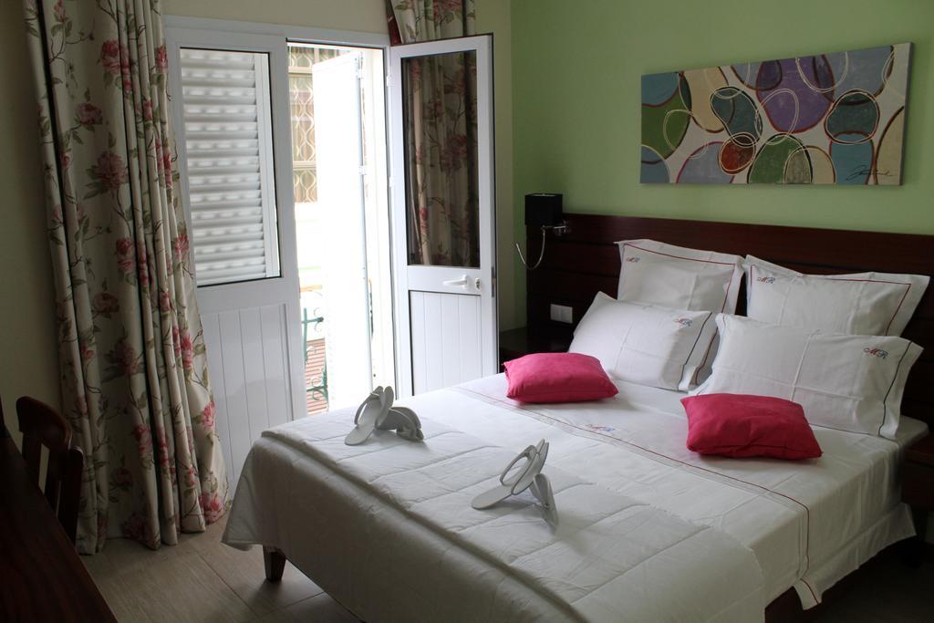 Bed and Breakfast Mindelo Residencial Номер фото